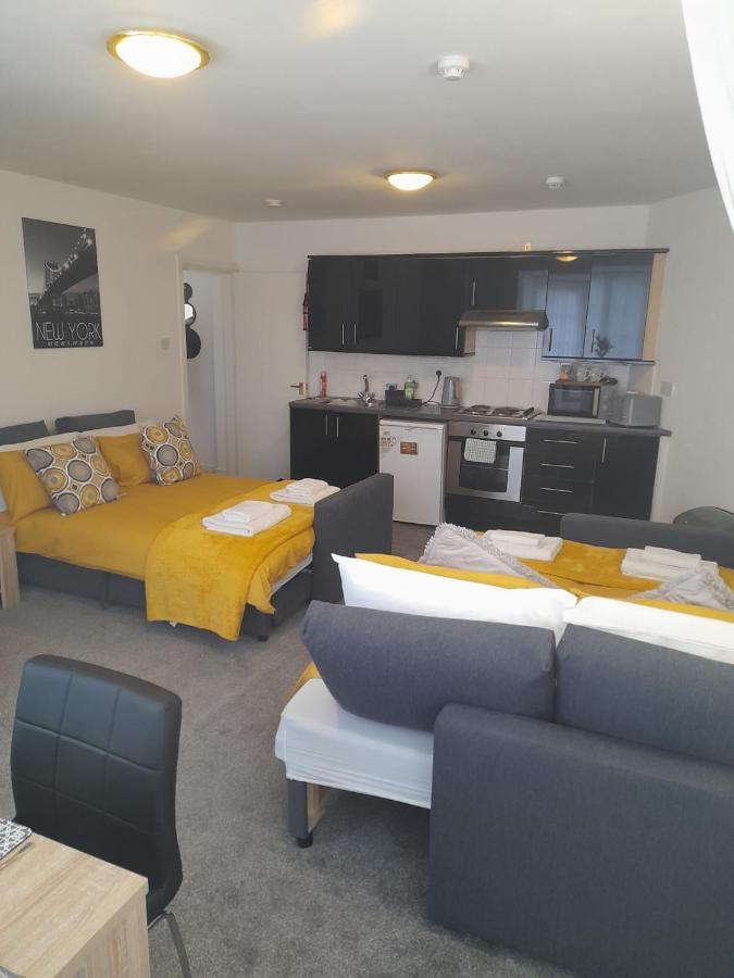 דירות דונקסטר Flat 4 Corner House מראה חיצוני תמונה